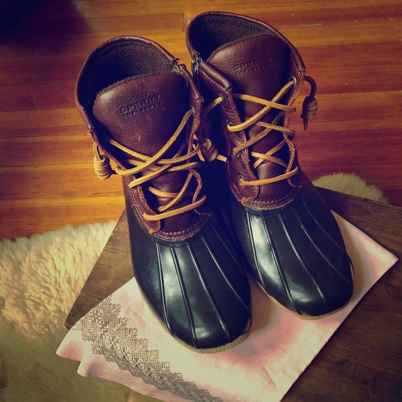 Sperry Shoes - ✨Tan/Dark Brown Sperry Waterproof Duck Boots Sz 8